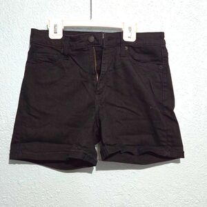 Universal Thread Black Women's Shorts Sz 4/27R Rise 4" Like New